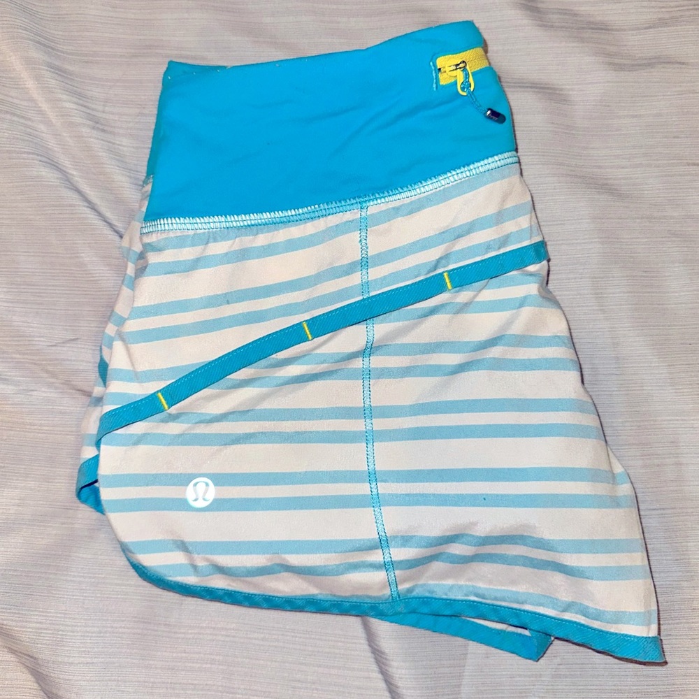 Retro Old style Lululemon blue and white sleedups